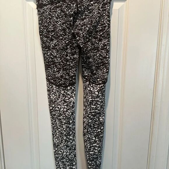 Lululemon Wunder under - Picture 3 of 6